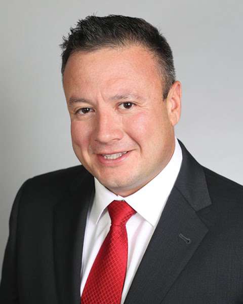 Lionel Chavez - COUNTRY Financial representative